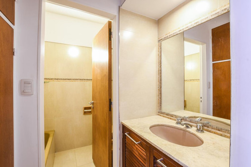 Imagen 19 de 22 de Departamento De 3 Dormitorios En Venta Impecable Centro Balcón Terraza