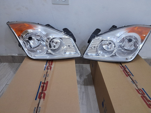 Faros De Ford Fiesta Max 2008 2009 2010 