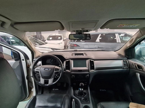 Ford Ranger Limited 4x4 3.2L