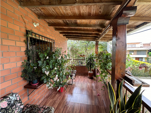 Casa De Segundo Piso En Venta En La Ceja