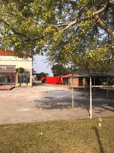 Importante Planta En Calle Cochabamba