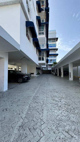 Venta Apartamento 3 Habitaciones En Zona Universitaria