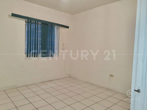 Imagen 7 de 10 de Casa En Renta En Parques De San Felipe
