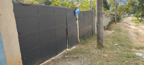 Casa Pronta Para Morar Com 3 Cômodos Cozinha Sala Quarto