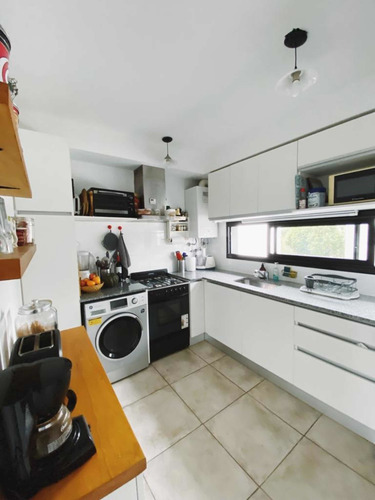 Imagen 13 de 22 de Venta Departamento 4 Ambientes En La Calabria Con Balcón Y 3 Cocheras