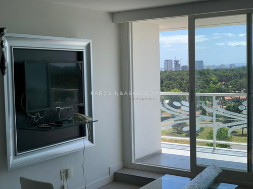 Muy Lindo Departamento En Torre Yoo- Ref: 3415