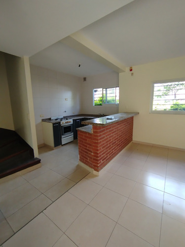 Alquiler Duplex - Alt. Lamadrid 900 - Yerba Buena