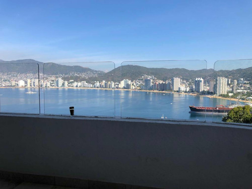 Gran Vista/3 Rec. Con Baño/construcción Sólida