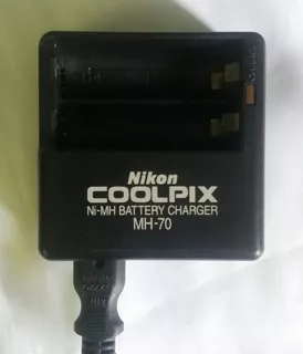 Nikon Coolpix Cargador De Pilas Original