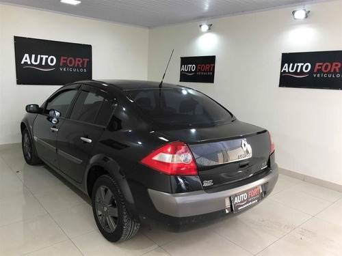 Renault Mégane Sedan Dynamique 2.0 16v