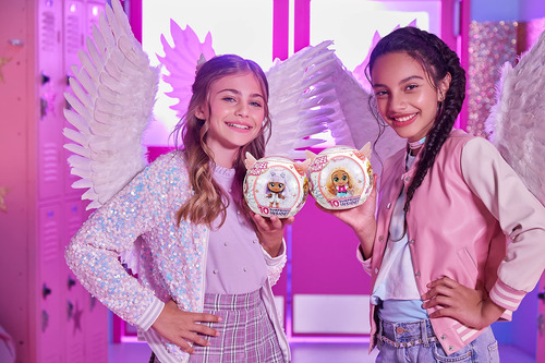 Muñeca Itty Bitty Prettys Angel High Con 10 Accesorios Sorpr