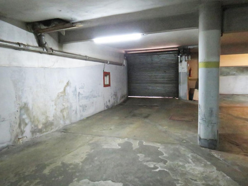 Imagen 15 de 15 de Venta Apartamento Dos Dormitorios, Servicio Completo Y Garaje, Pocitos