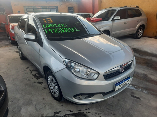 Imagem 2 de 13 de Fiat Grand Siena 2013 1.4 Tetrafuel 4p Tetra-combustible