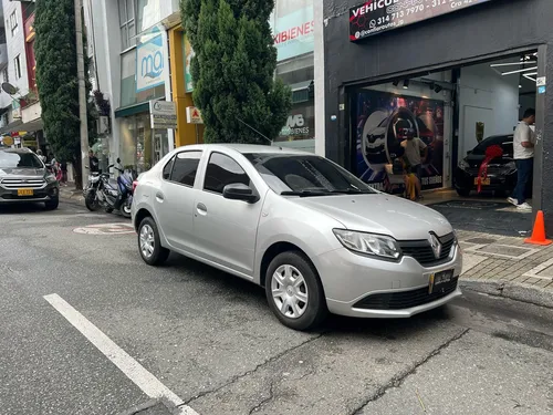 Renault Logan Authentique