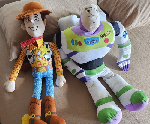 Pack De Peluches Toy Story Woody Y Buzz Disney