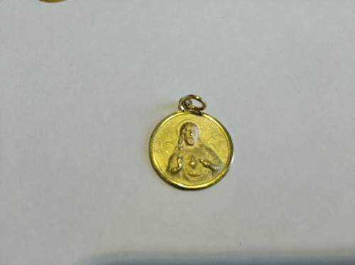 Medalla Sagrado Corazón Oro 18 K 15 Mm 1,2 Gr Kendra Joyas