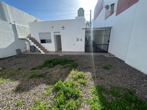 Casa Venta 2 Dormitorios Patio Garaje Buenos Aires Argentina