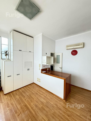Venta. Departamento Planta Alta De 3 Dormitorios Con Terraza
