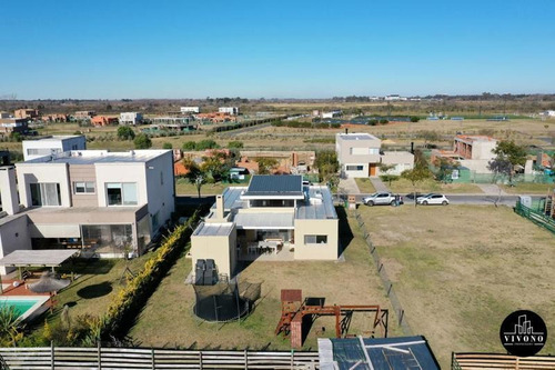 Imagen 26 de 28 de Casa - Puertos Del Lago