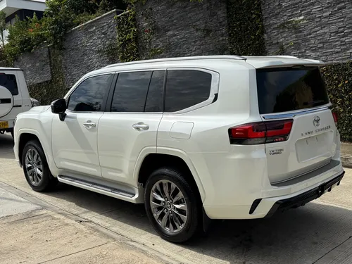 Toyota Lc300 Sahara Vxr 2024 Diese