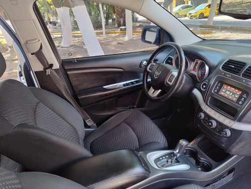 Dodge Journey 2.4 Se 7 Pasajeros At