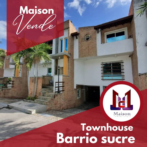 Se Vende Bello Y Equipado Townhouse En Barrio Sucre Zona Norte De Maracay