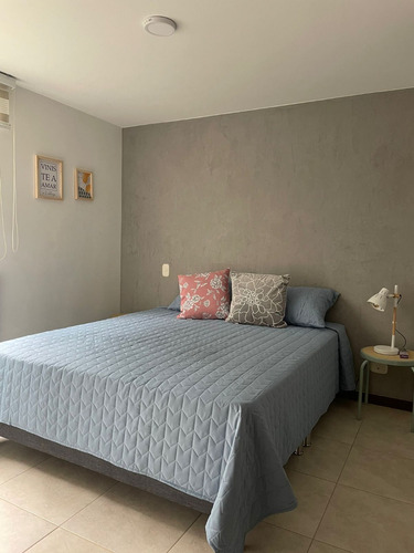 Vendo Apartamento En Envigado, Alto De Las Flores, En Baressi