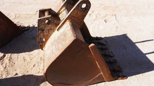 Accesorios Para Retroexcavadora Bote Grande