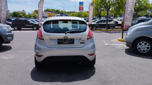 Ford Fiesta Kinetic 1.6 Se Carwestcaba