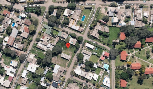 Venta Terreno En Barrio Arguello.