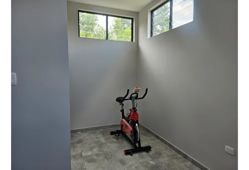 Se Vende Chalet Vía Barragán