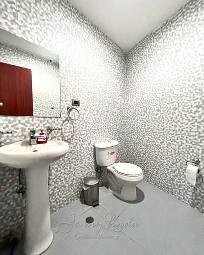 En Venta Hermosa Casa En Urb. Privada Bosque Monique, El Castaño Maracay Aragua