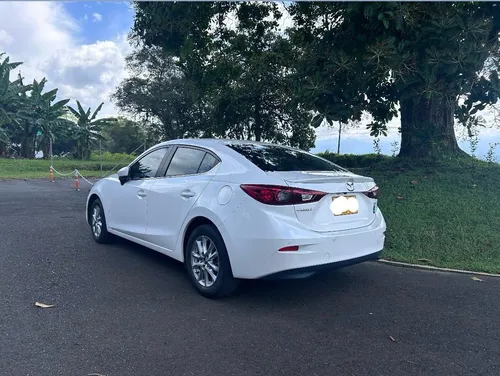 Mazda 3 2.0 Touring