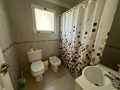 Casa 4 Amb Con Pileta Barrio Santa Elena Pilar Del Este