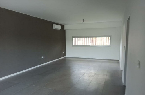 Imagen 3 de 11 de Hermosa Casa En Alquiler - El Cantón