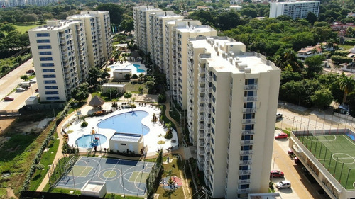 Imagen 8 de 16 de Alquiler Apartamento Vacacional En Ricaurte - Girardot Por Días, Completamente Dotado, Con Vista A Las Piscinas, Tv Satelital, Wifi Y Parqueadero Privado.