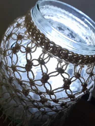 Frasco Decorativo Con Crochet 13.5 Cm × 11 Cm + Vela Luz Led