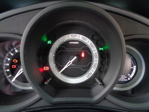 Citroën C3 1.2 Attraction (flex) Branco - 2017/2017