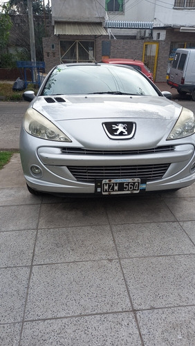 Peugeot 207 2013 1.4 Sedan Allure 75cv