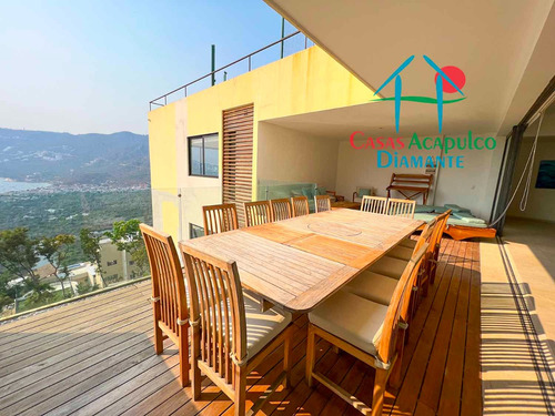 Cad La Joya Residencial 4. Terraza, Vista A La Bahía De Puerto Marqués