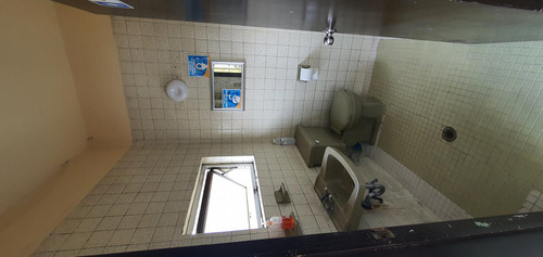 Edificio Comercial En Venta En La Colonia Gabriel Ramos Millán
