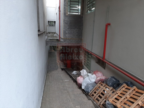Imagem 8 de 25 de Vila Nova York - Industrial - Predio Com 3 Pavimentos = Subsolo + Terreo + ,pav Superior - Area Construida De 860 M² Em Terreno De 400 M² - 1145