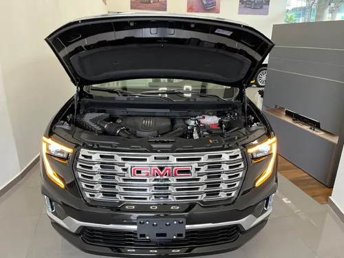 GMC Acadia 2.5 Denali At