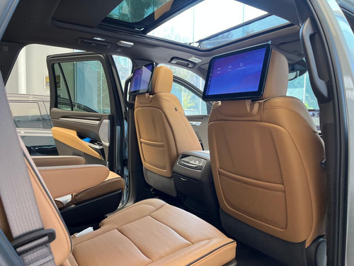Cadillac Escalade 6.2 SUV Premium Luxury At