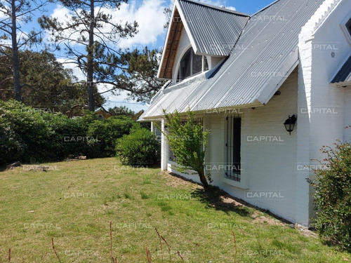 Excelente Oportunidad En Venta!! Casa Con Pileta En La Barra.-ref:30109
