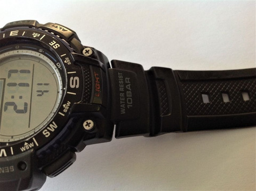 Reloj Casio Super Iluminator 3439 Sgw 1000 Triple Sensor (Usado)