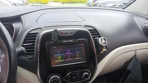 Renault Captur 2.0 Intens Automática