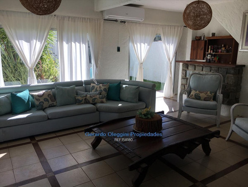 Imagen 5 de 22 de Venta Casa Frente A La Playa 3 Dormitorios 3 Baños Piscina