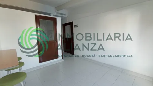Oficina En Arriendo En Cabecera Del Llano. Cod A15531