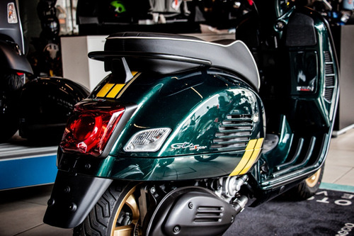 Imagen 8 de 25 de Vespa Gts Super 300 Racing Sixties Disponible Ya